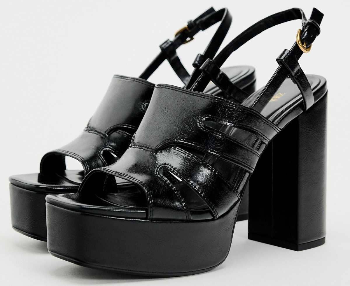 Sandalia plataforma de Zara