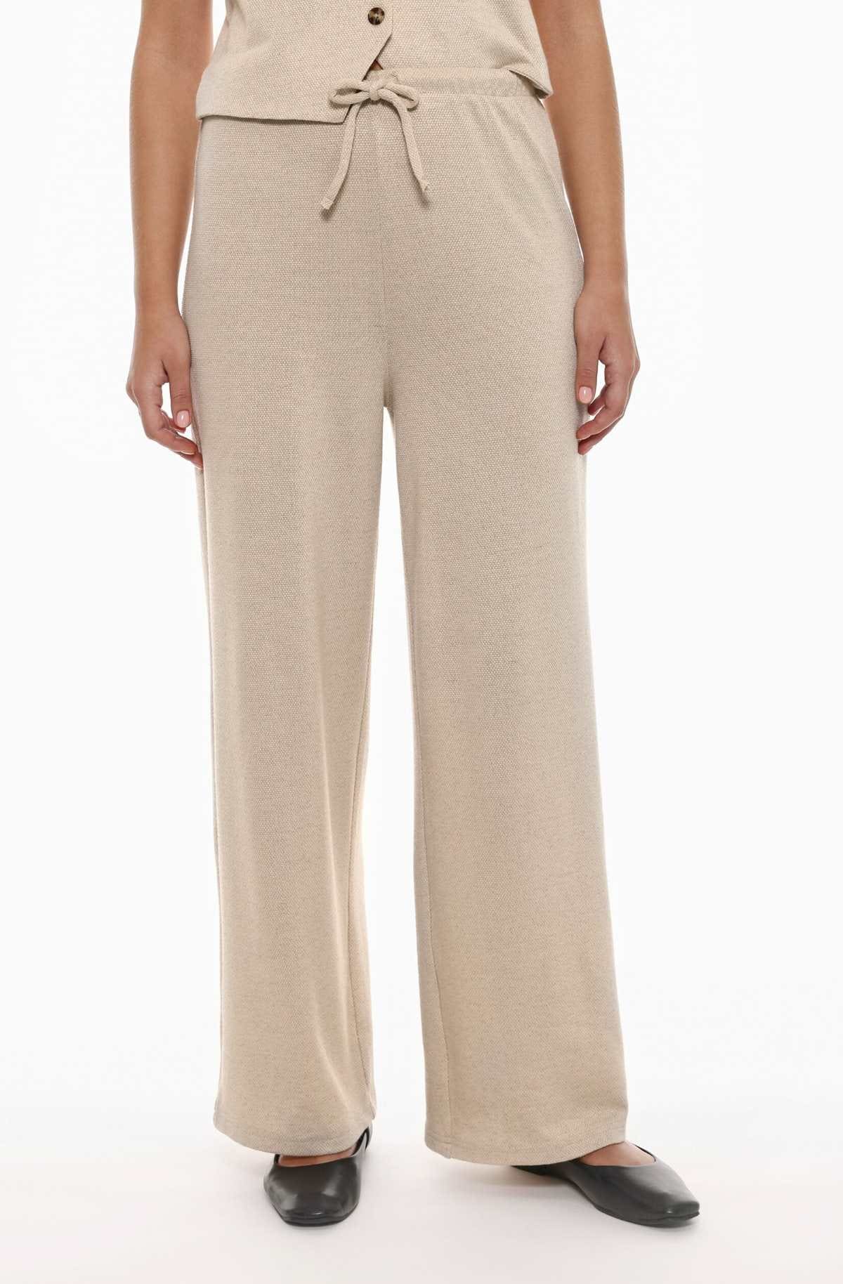 Pantalón rústico de Lefties