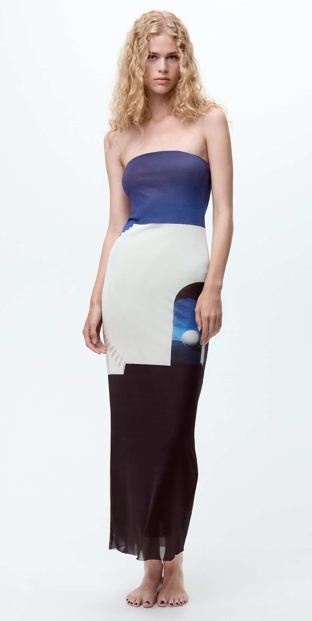 Vestido tul palabra de honor estampación René Magritte