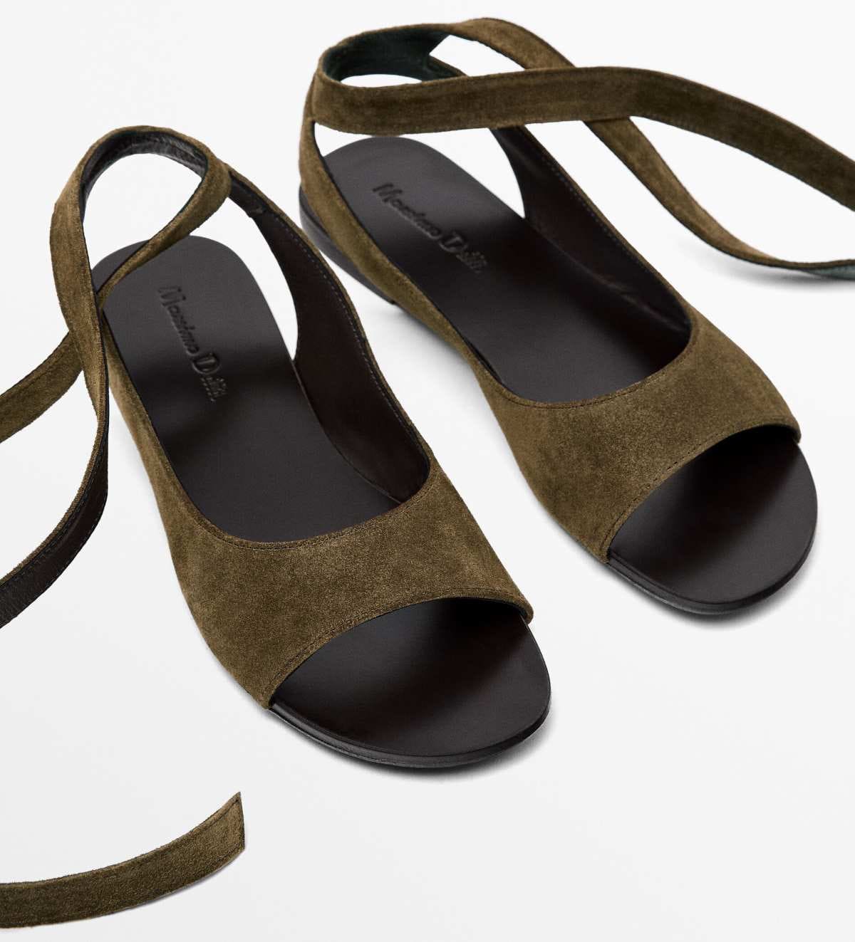 Sandalia plana atada serraje de Massimo Dutti