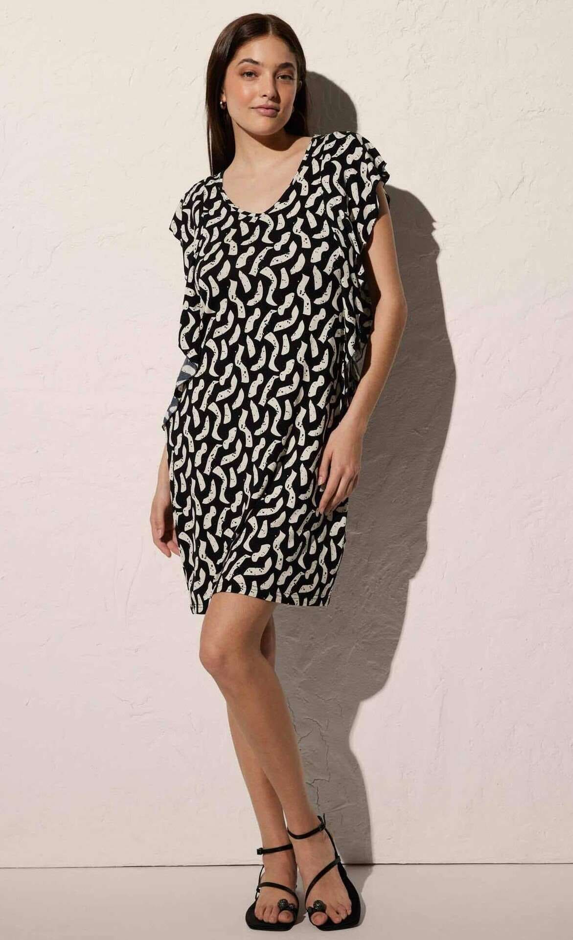 YSABEL MORA Vestido de playa corto de manga corta estampado negro de Decathlon