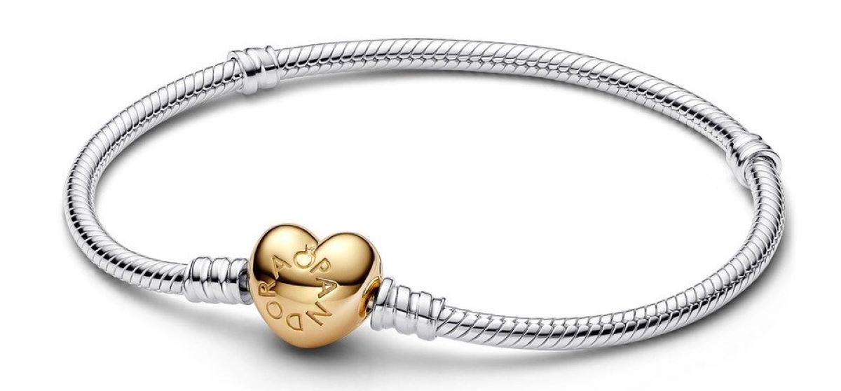 Pulsera con diseño cadena de serpiente con broche de corazón pavé de Pandora en  El Corte Inglés