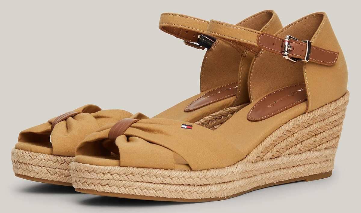 Sandalias estilo alpargata con cuña de Tommy Hilfiger
