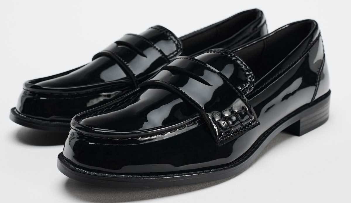 Mocasín acharolado de Zara