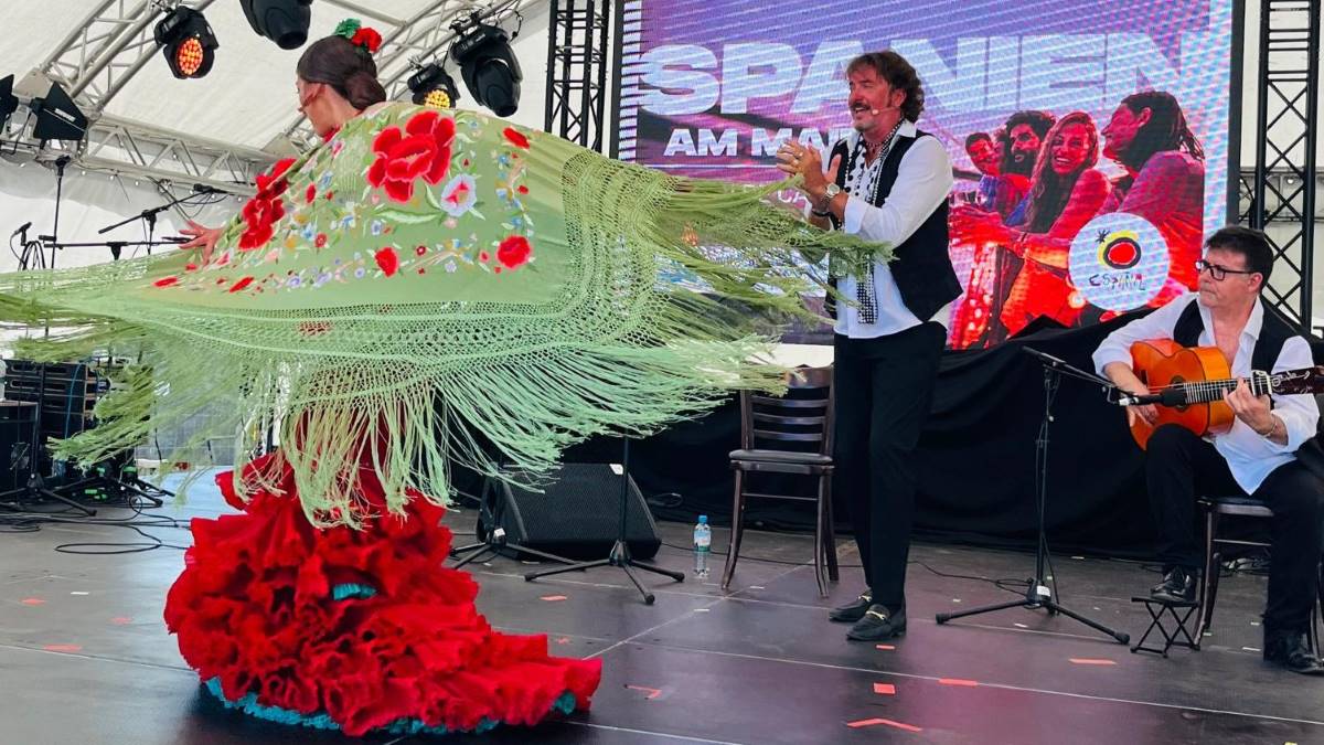 Actuación del grupo flamenco ‘Son de Cádiz’