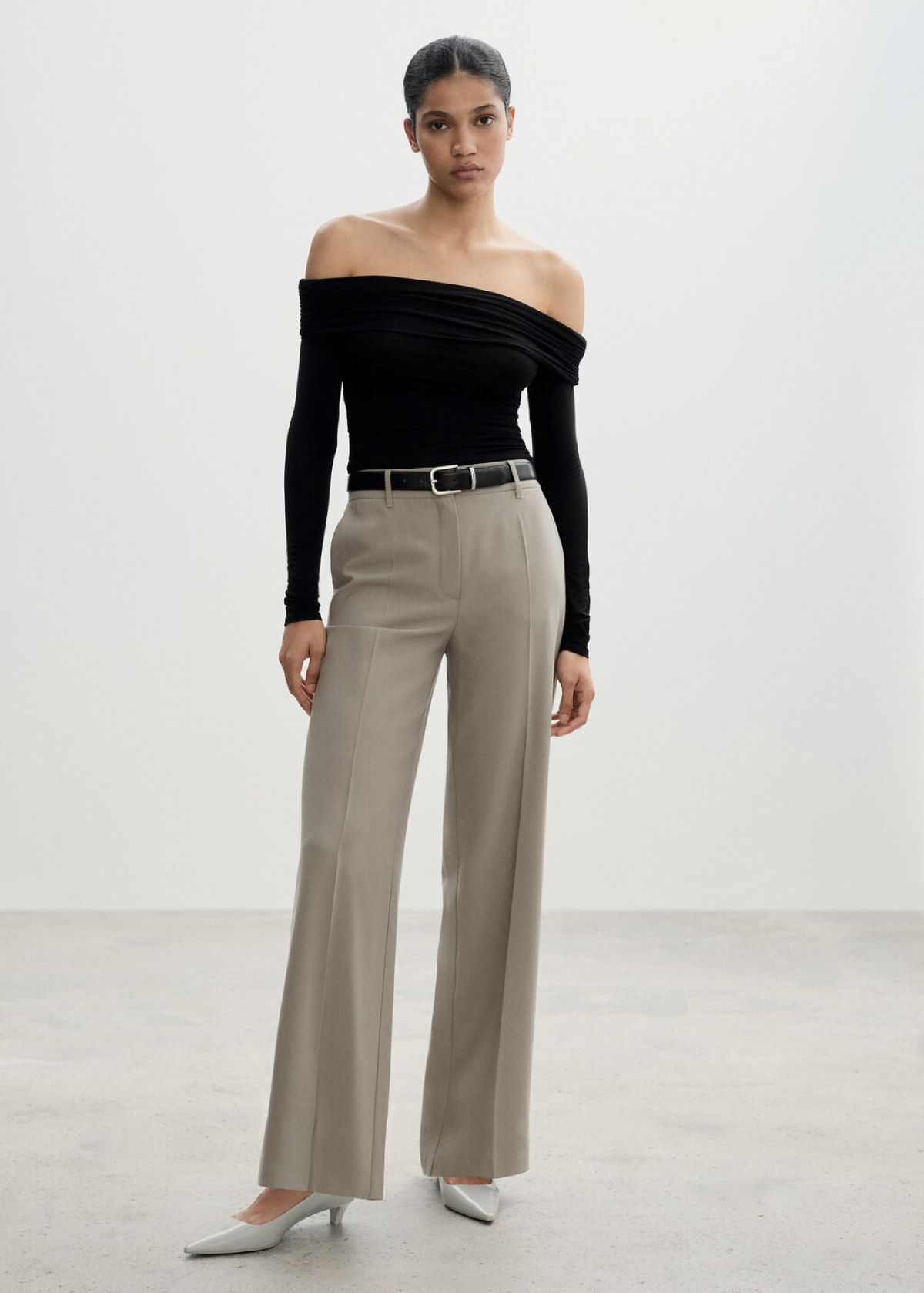 Pantalones pinzas wideleg de Mango