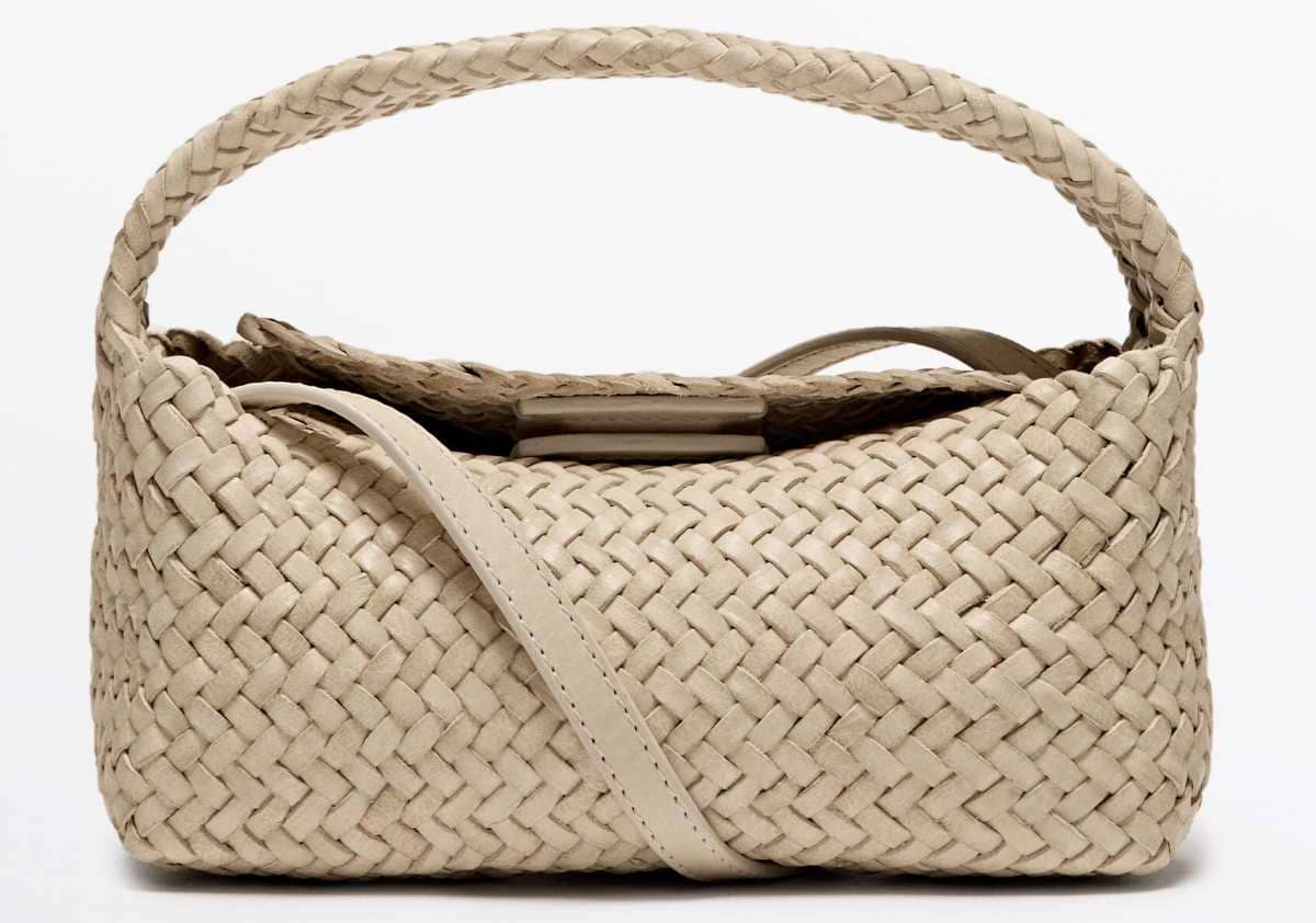 Bolso mini croissant piel napa de Massimo Dutti
