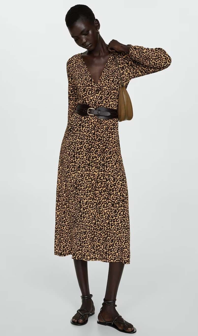 Vestido largo leopardo de Mango