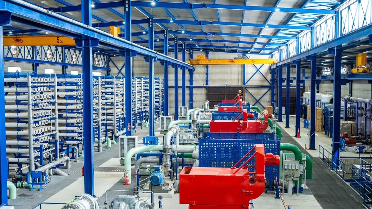 Imagen del interior de la desaladora