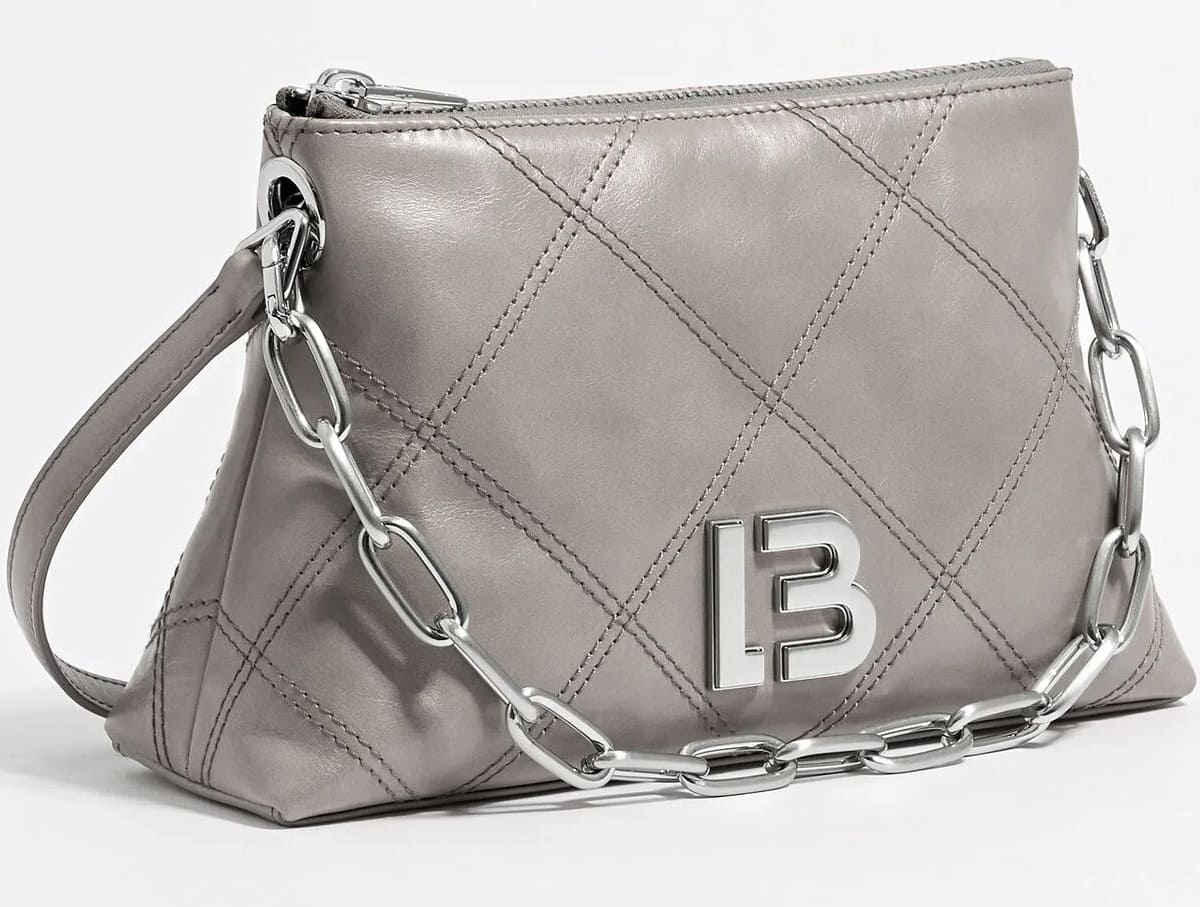 El bolso trapecio pequeño de piel gris verdoso de Bimba y Lola