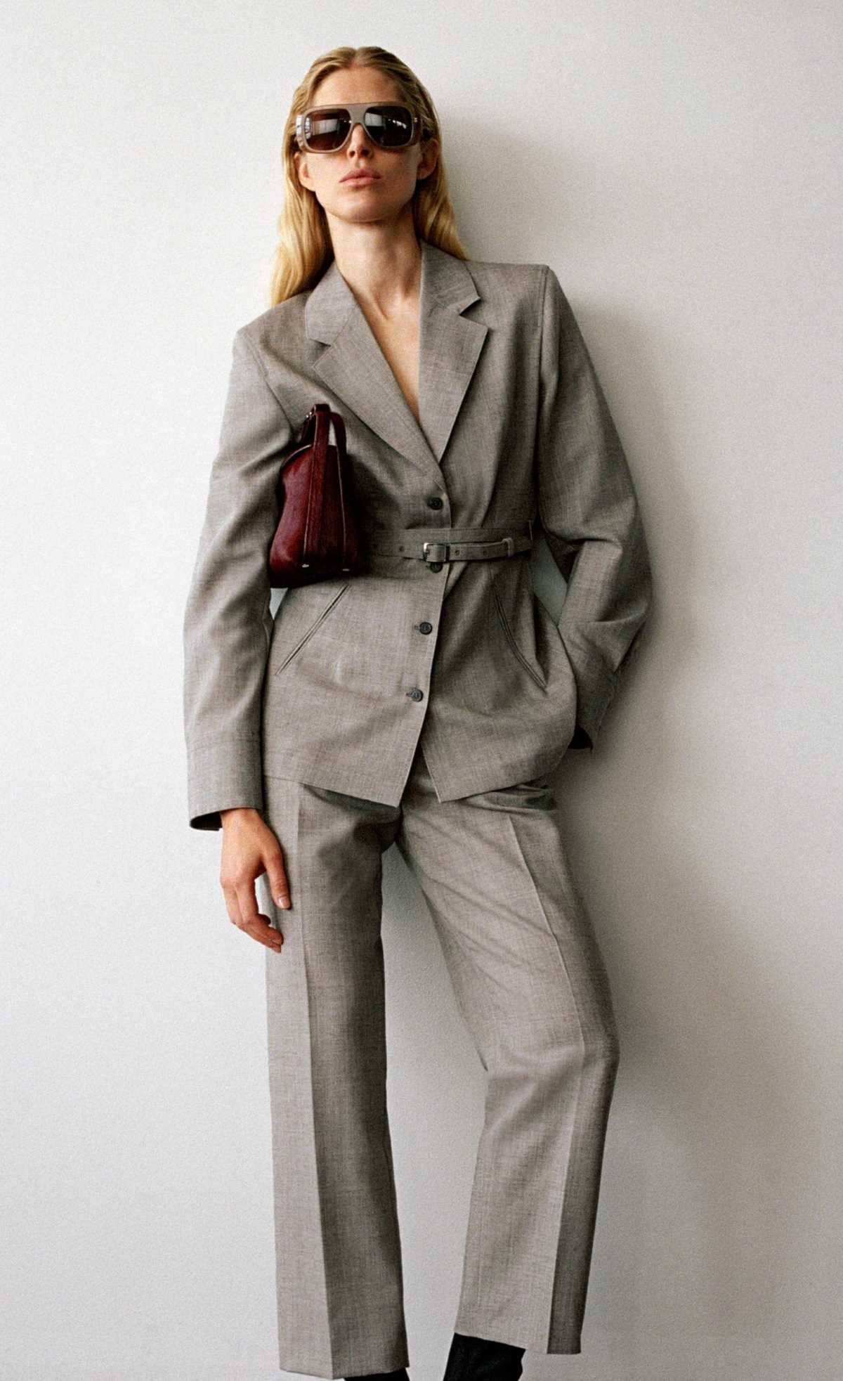 Conjunto de blazer y pantalón de lana 100 cinturón zw collection de Zara