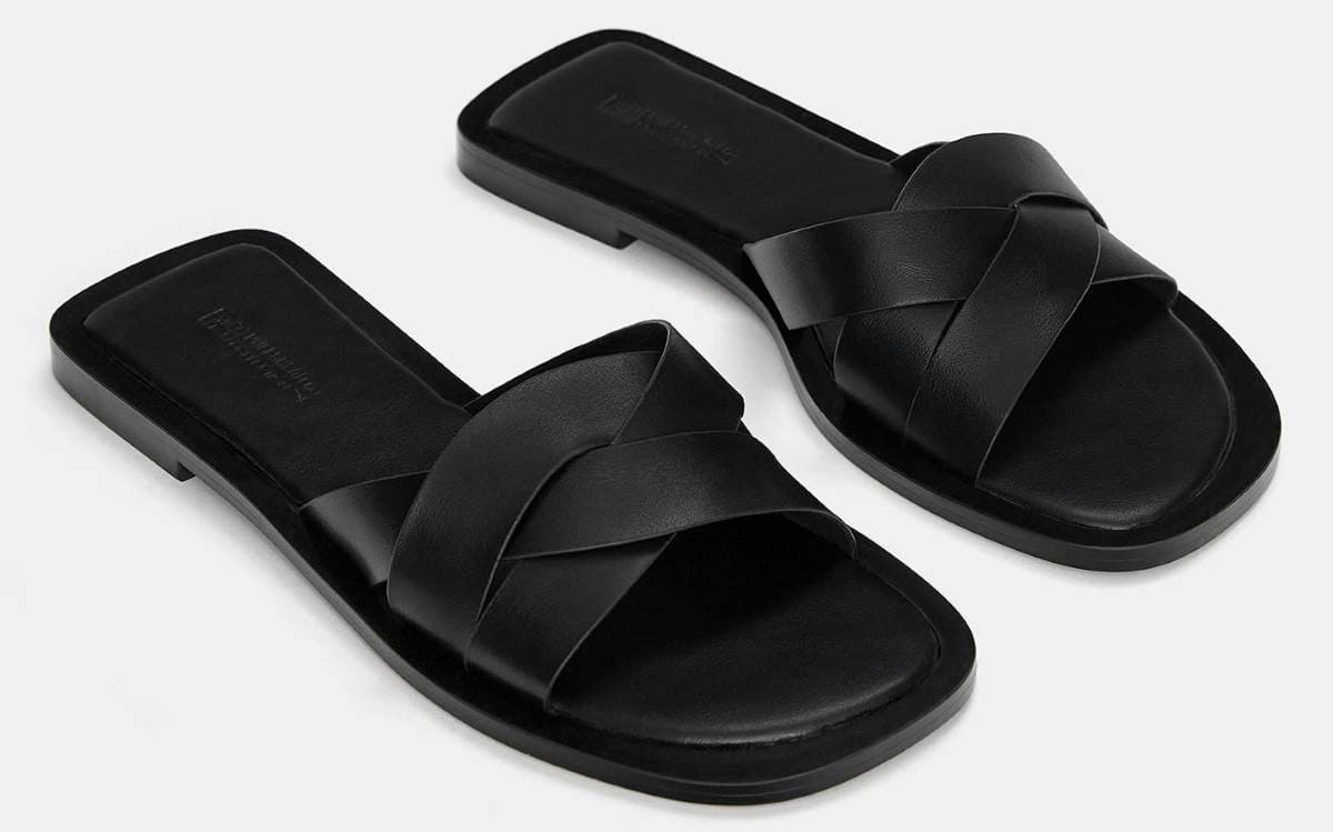 Sandalias planas cruzadas de Pull&Bear