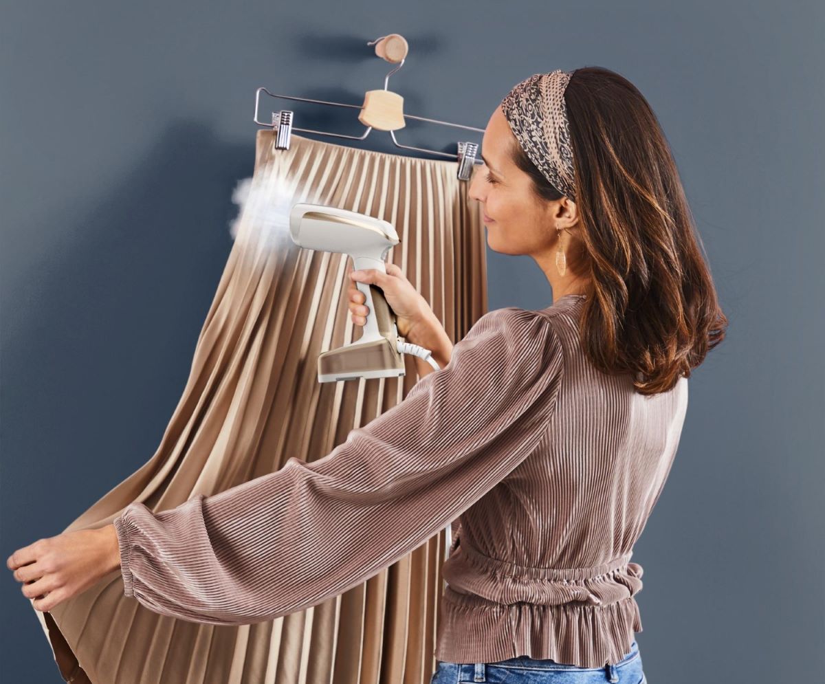 Plancha vertical de vapor Rowenta Access Steam Pocket de Carrefour