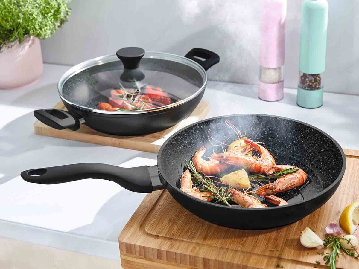 Sartén de aluminio forjado de 28 cm