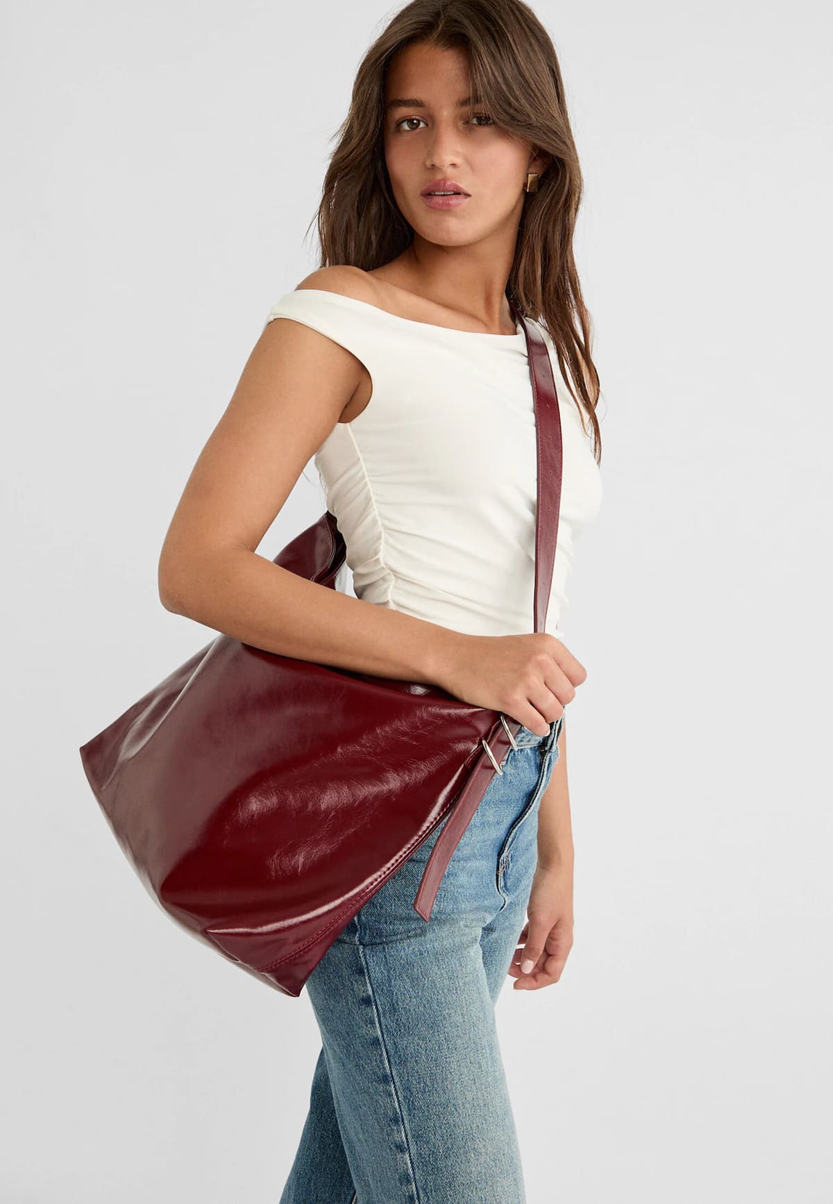 Bolso bucket efecto piel