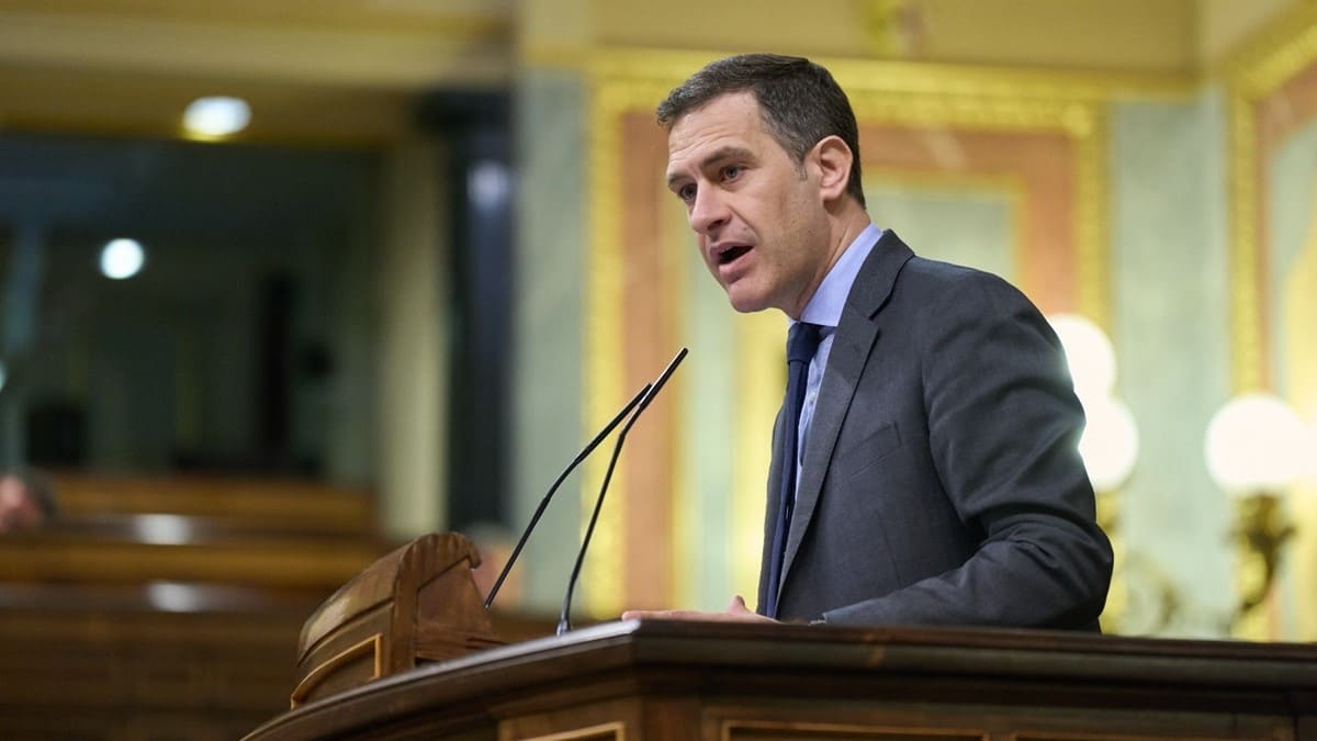 El senador Miguel Ángel Castellón