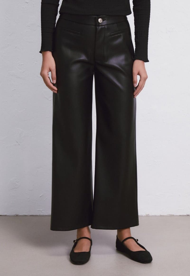 Easy Wear Pantalón de mujer crop polipiel bolsillos de El Corte Inglés