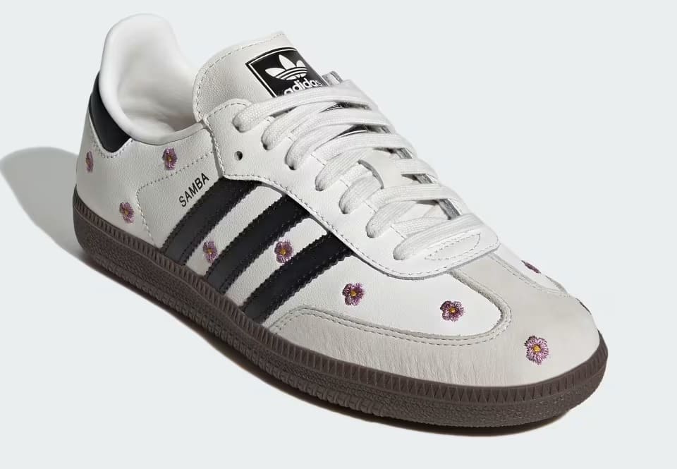 Las nuevas zapatillas Samba OG con estampado de flores de Adidas