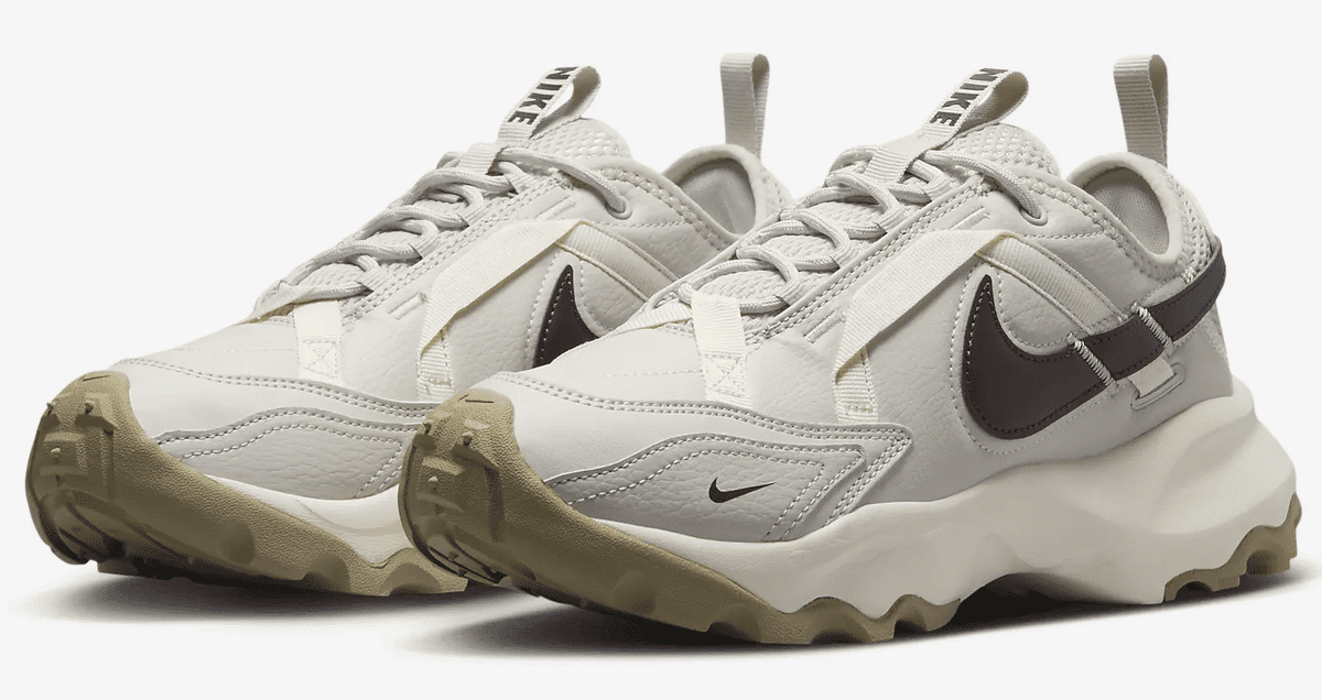 Las zapatillas de mujer vintage Nike TC 7900