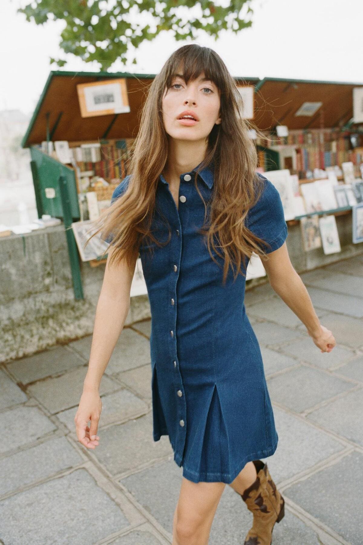 El vestido Z1975 mini denim con tablas de Zara
