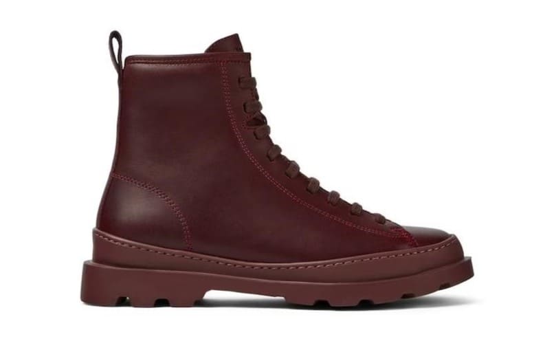 Botas con cordones y suela track Camper