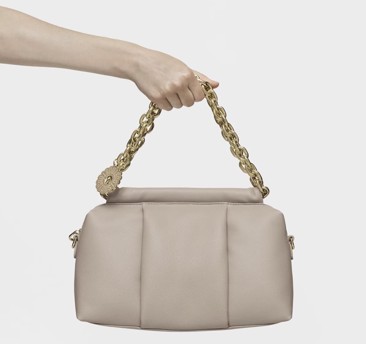 El nuevo bolso bowling mediano topo Tous Jane