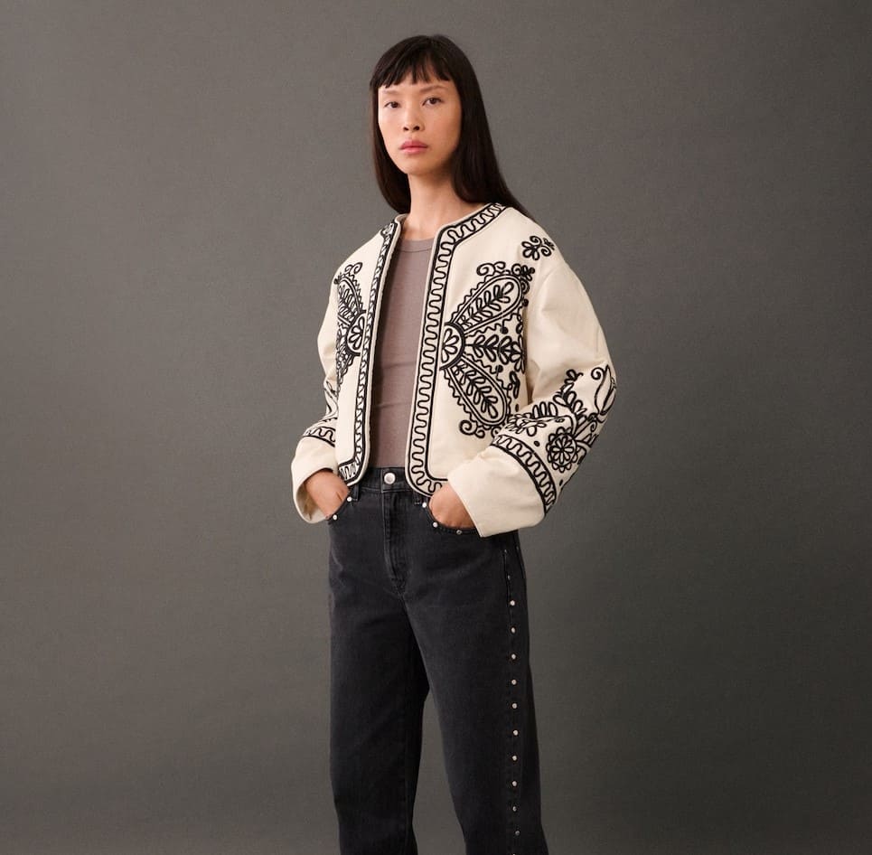 Chaqueta 100 algodón bordada de Mango