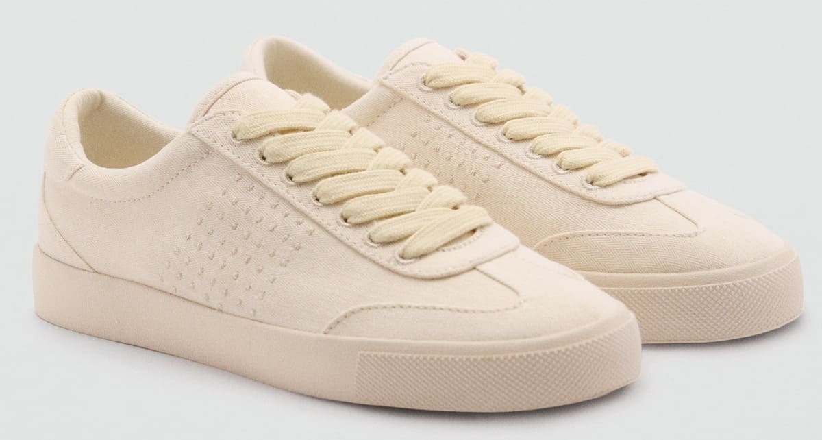 Las zapatillas deportivas canvas con cordones de Mango