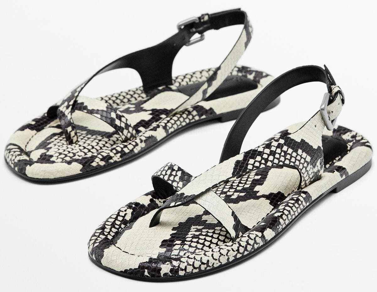 Las sandalias planas acolchadas de Massimo Dutti