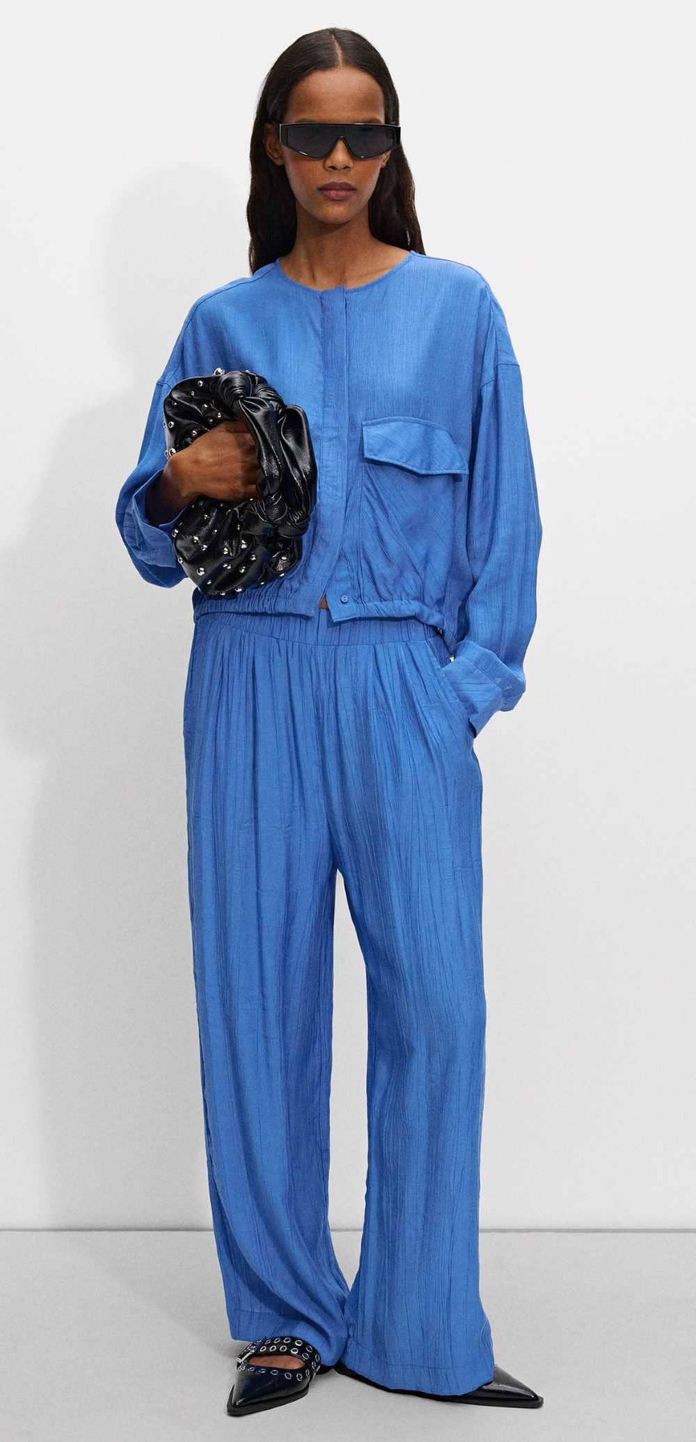 Pantalón Fluido Con Cintura Elástica de Parfois