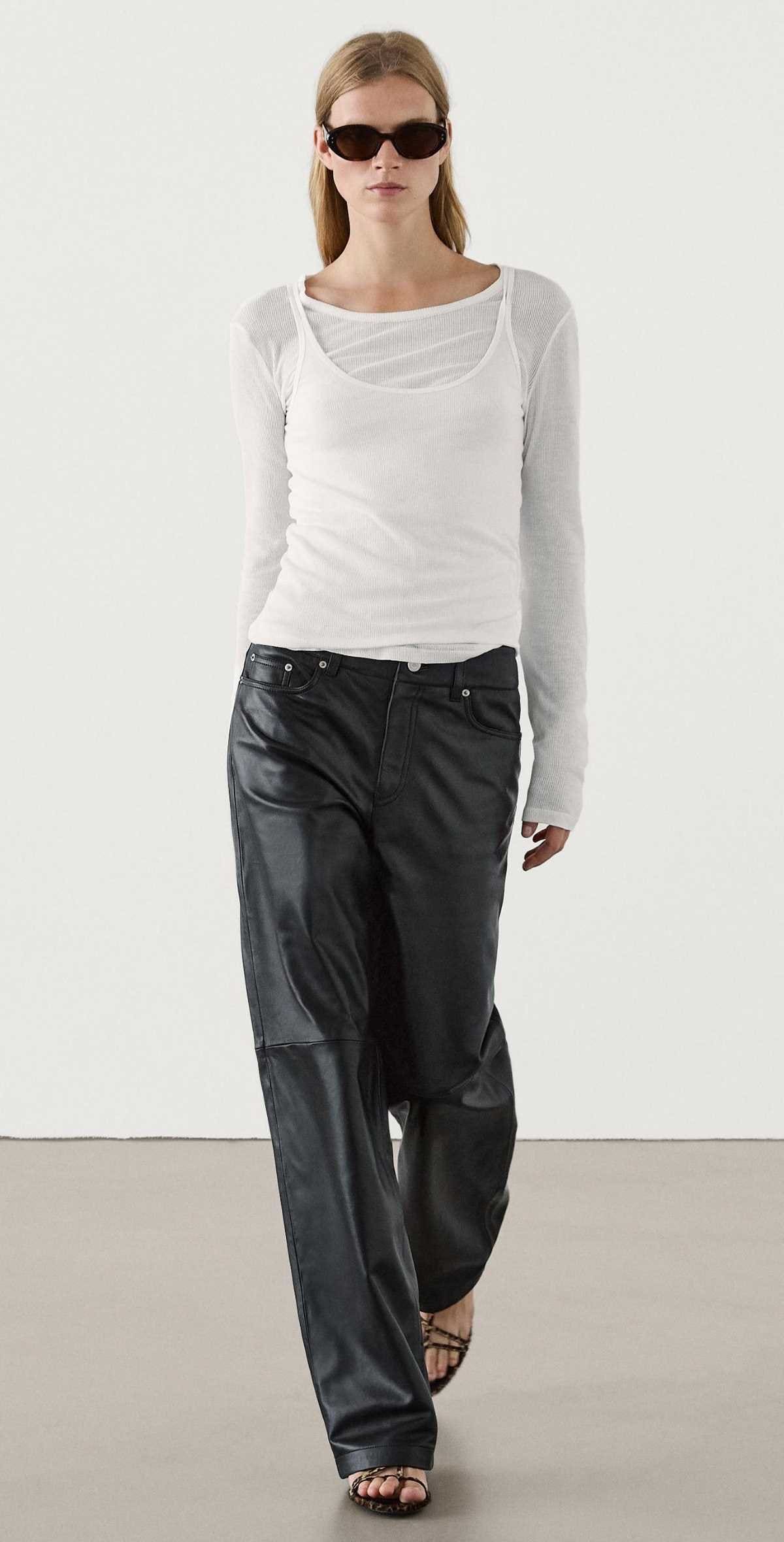 Pantalón piel napa straight fit de Massimo Dutti