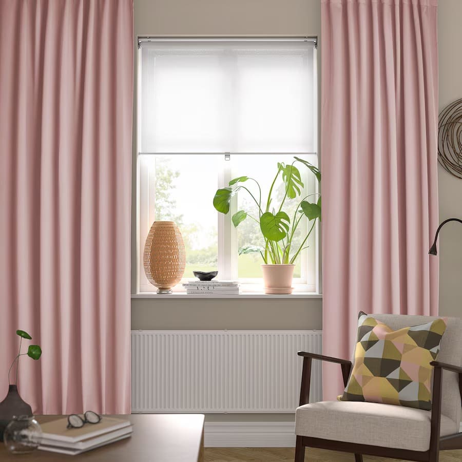 El nuevo juego de cortinas rosa claro SANELA de Ikea