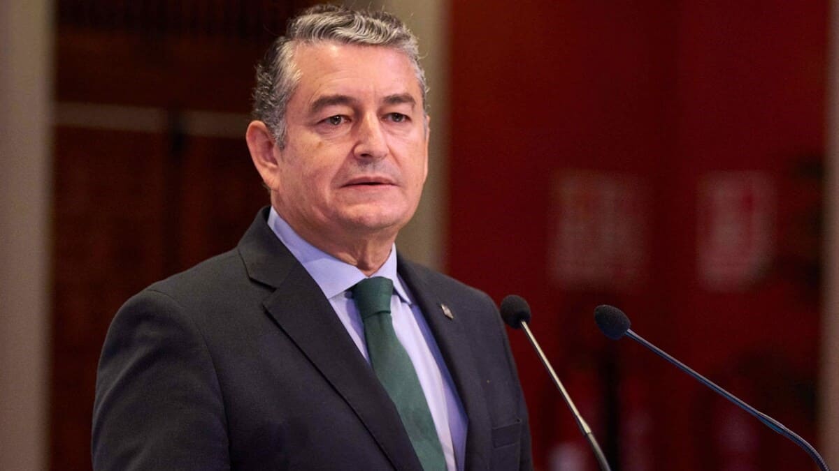 El consejero de la Presidencia de la Junta de Andalucía Antonio Sanz (2)