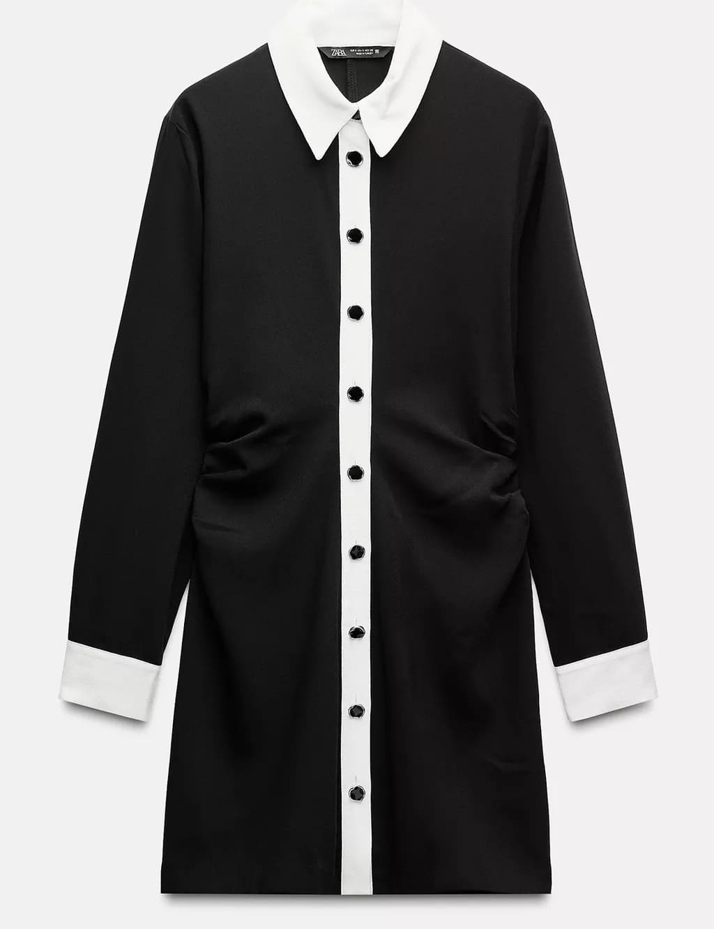 El nuevo vestido mini crepe en color negro de Zara