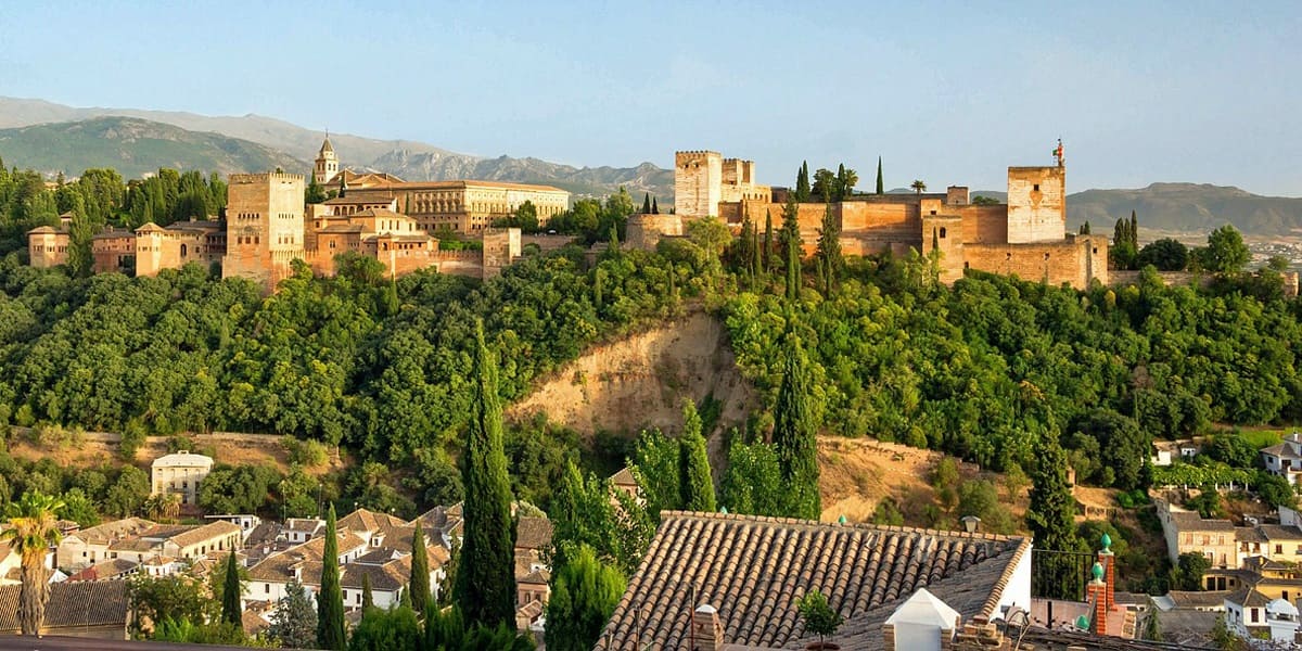 El Albaicín, barrio emblemático de Granada