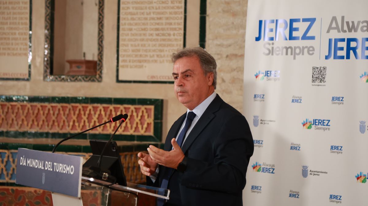 Antonio Real presenta las actividades programadas con motivo del Día Mundial del Turismo | Cristo García