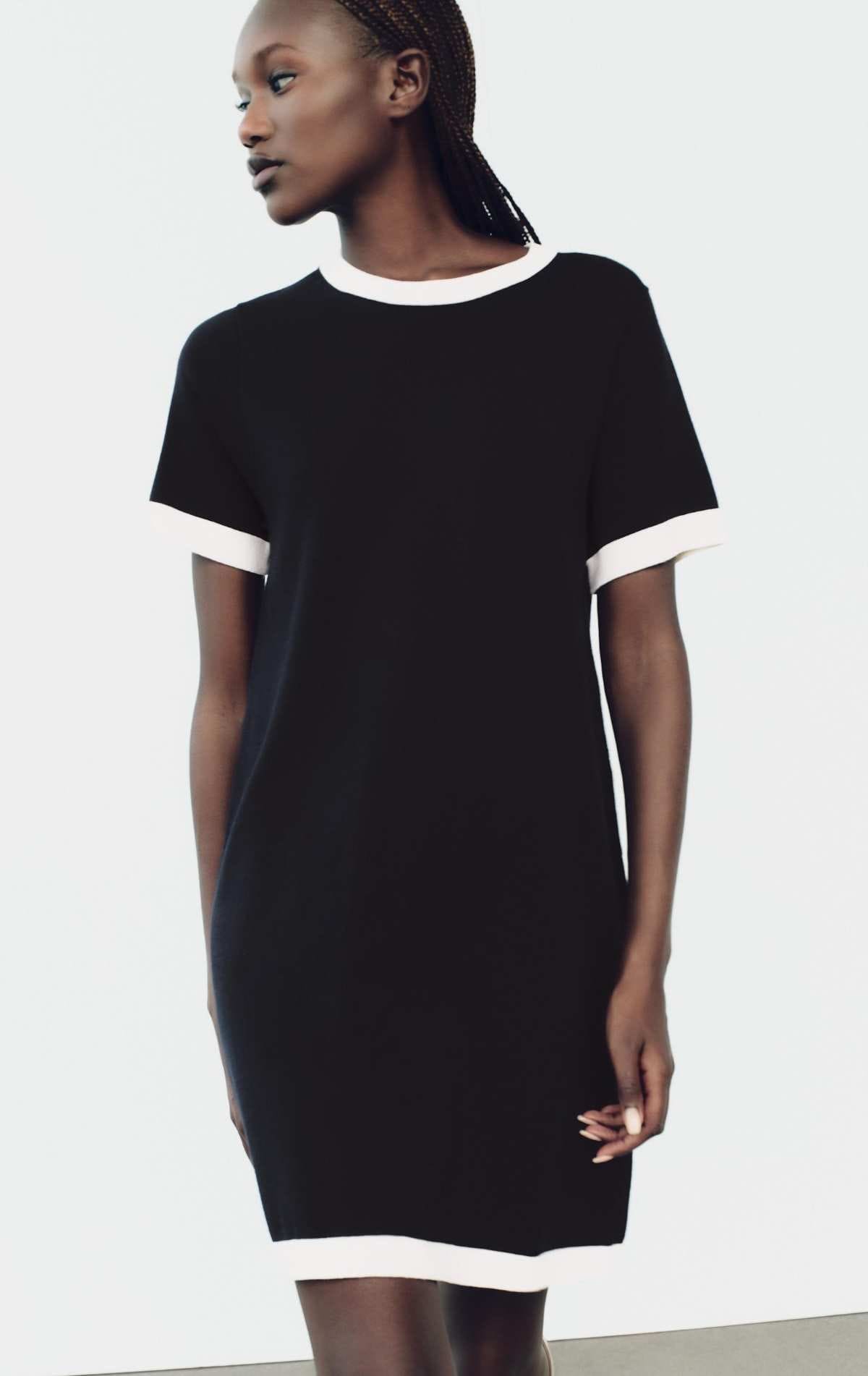 Vestido corto punto liso de Zara