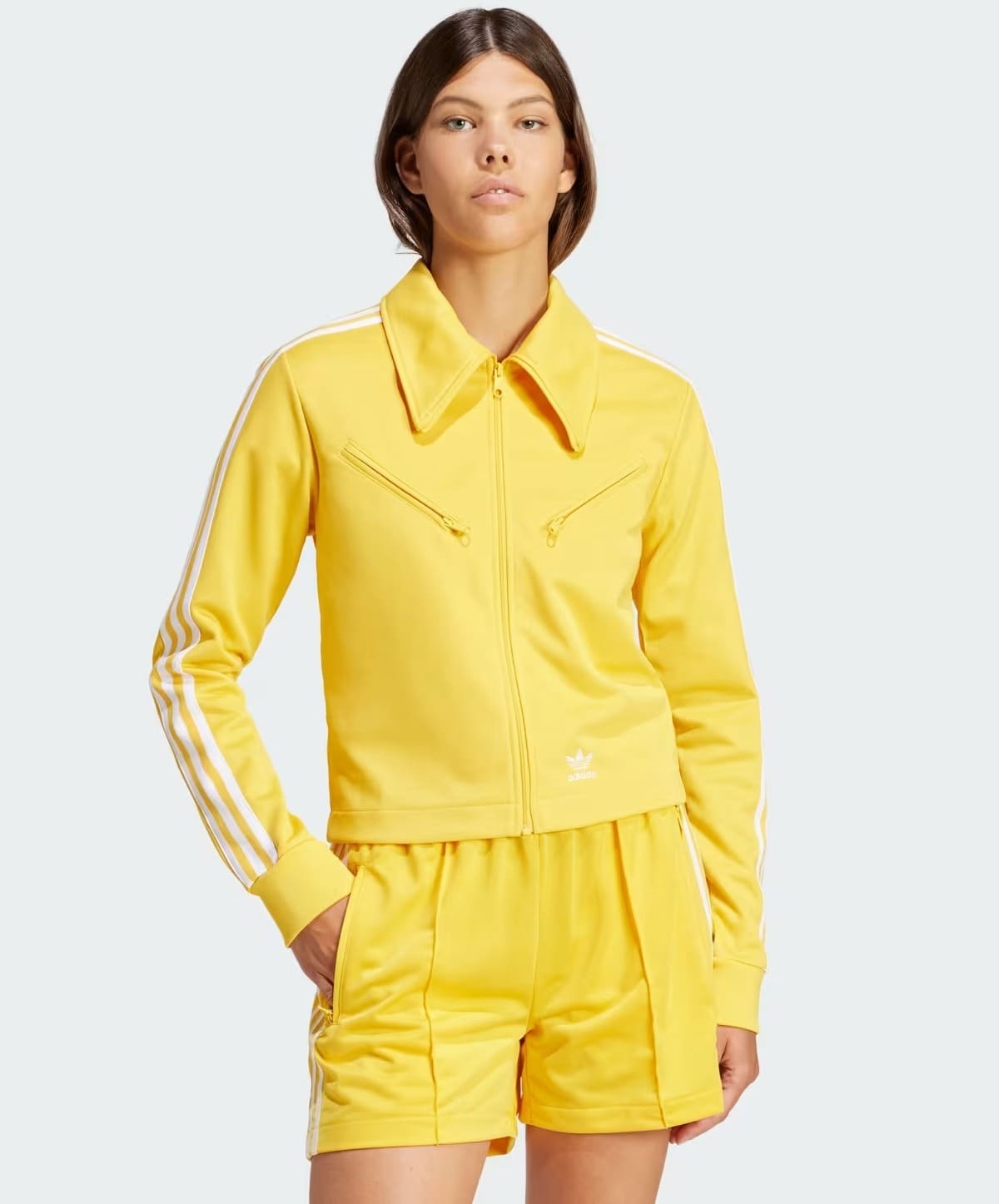 La chaqueta Montreal en color amarillo de Adidas