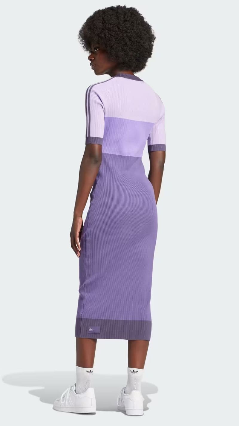 El nuevo vestido morado KseniaSchnaider Knit de Adidas
