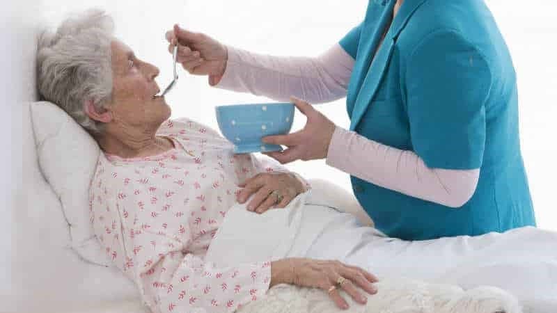 El cuidado de mayores también precisa trabajadores