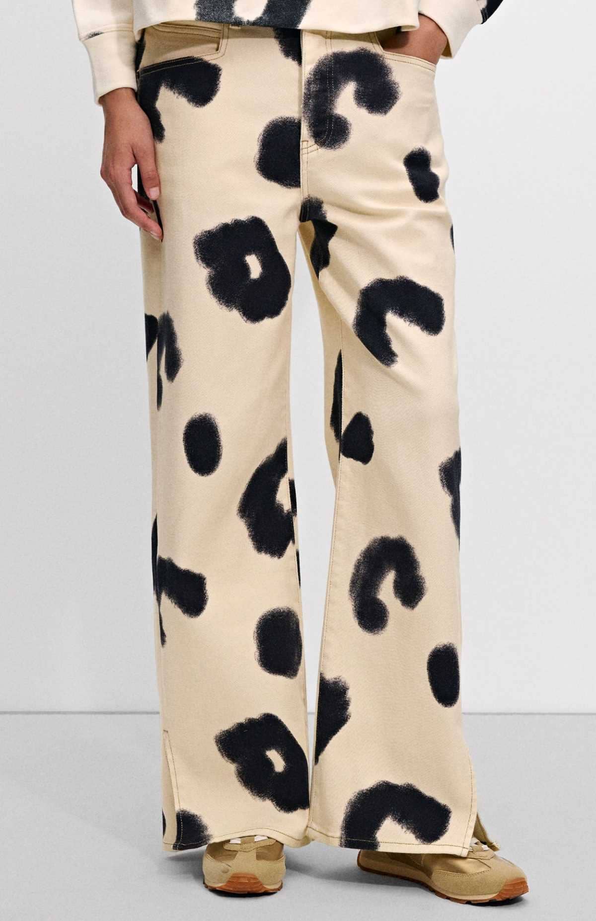 Pantalón Vaquero Con Estampado Leopardo de Parfois