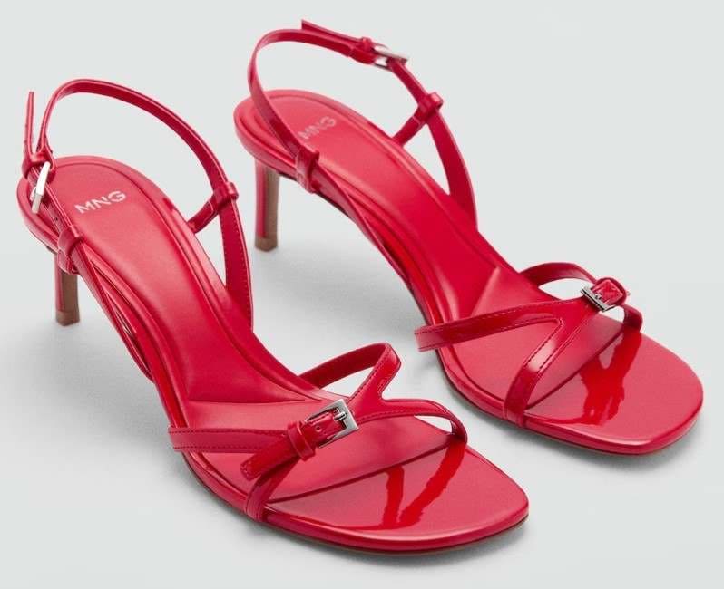 Sandalia tiras tacón hebillas de Mango