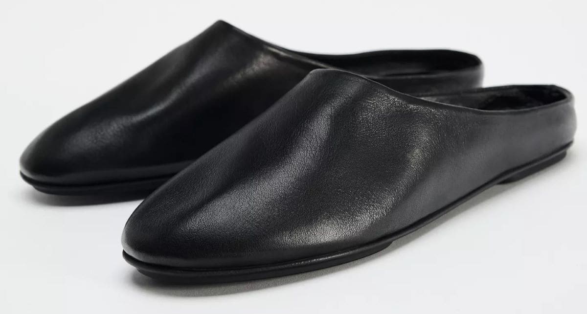 Zapato plano y destalonado de piel