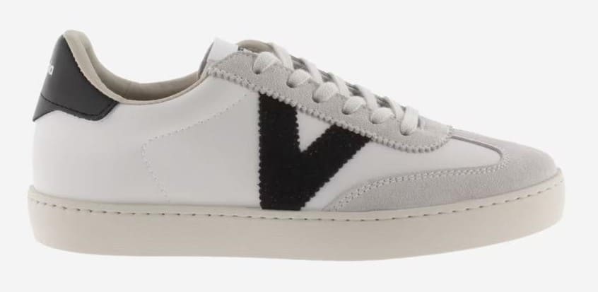 Zapatillas tipo casco bajas con logotipo Victoria