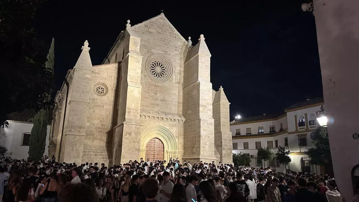 Botellón de Santa Marina