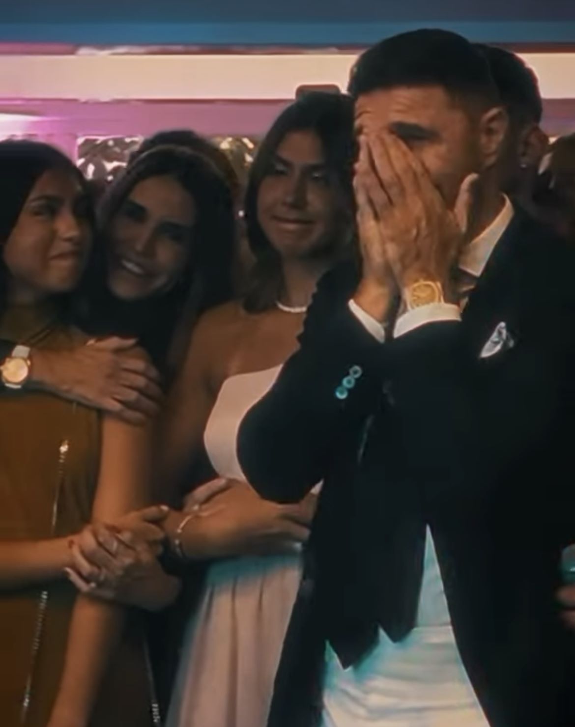 Joaquín Sánchez y Susana Saborido junto a sus hijas Daniela y Salma | IG