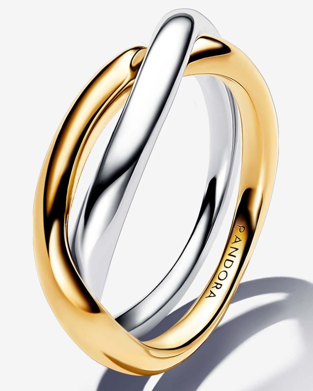 Anillo Bandas Entrelazadas en Dos Tonos de Pandora