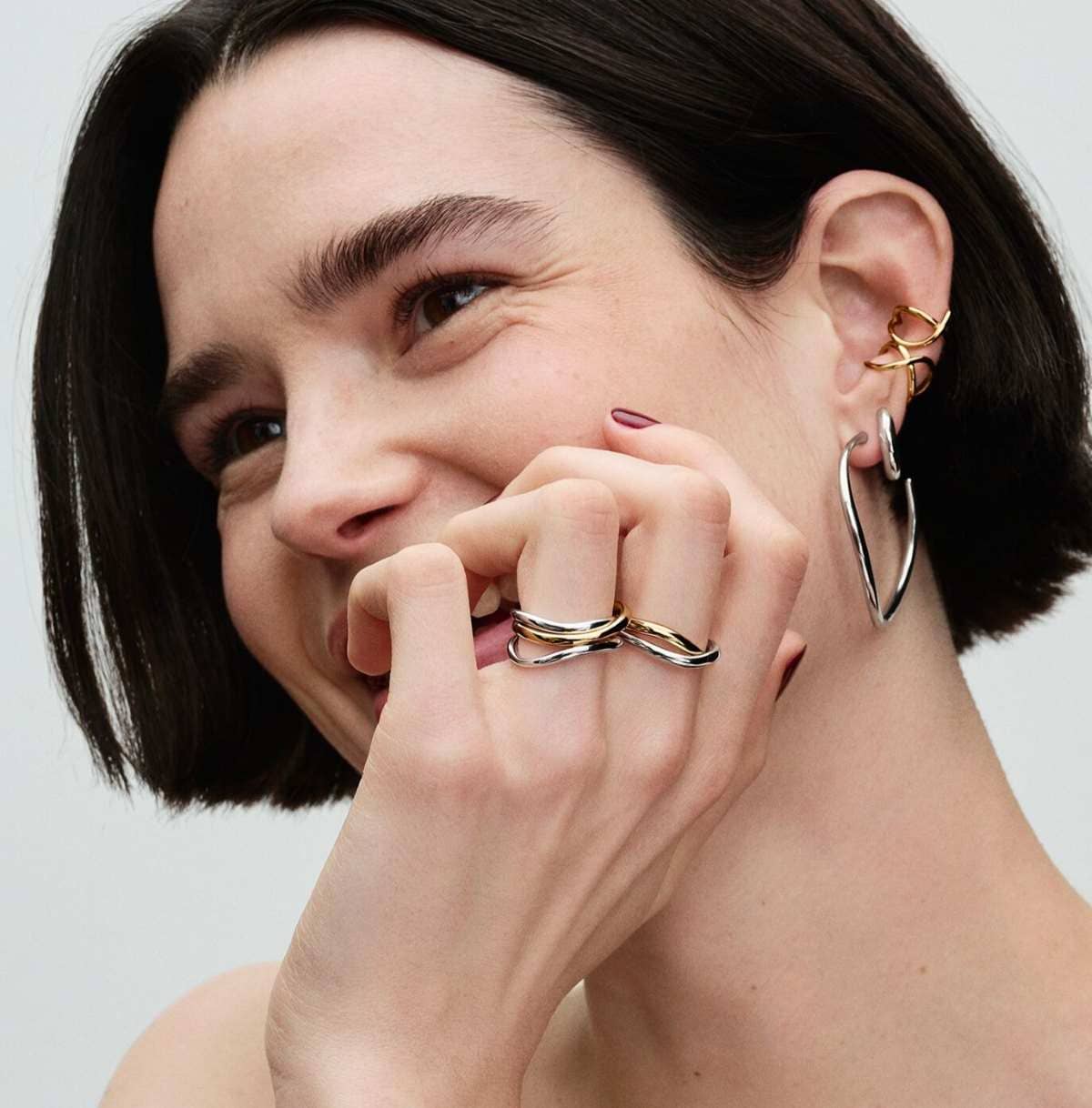 Anillo Bandas Entrelazadas en Dos Tonos de Pandora