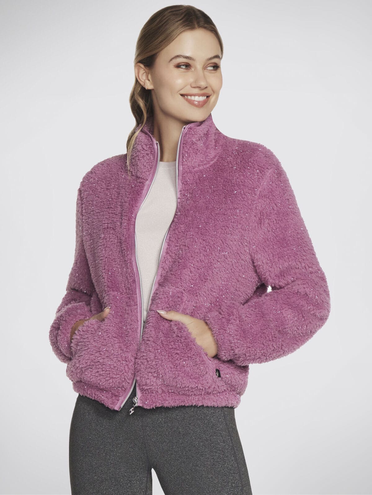 La chaqueta GO SNUGGLE Sherpa rosa de Skechers
