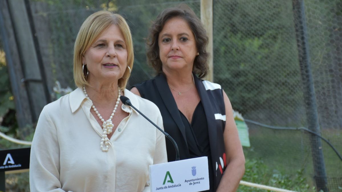 Catalina García y María José García-Pelayo en el Zoobotánico de Jerez | Noelia Herrera